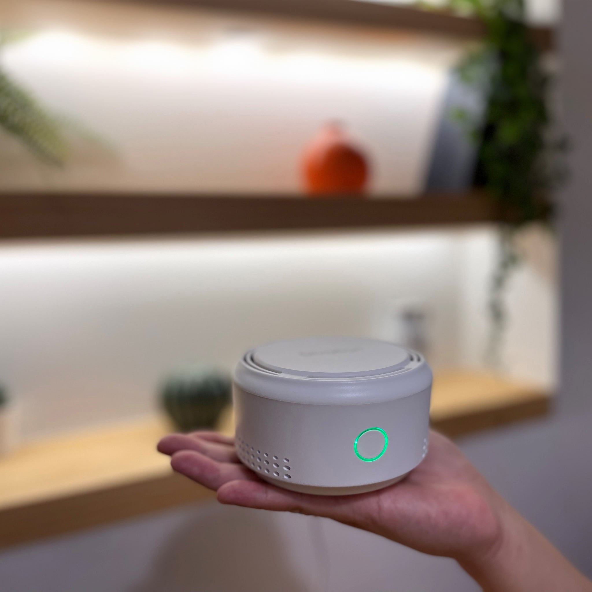 Qivation COMPACT+ TiO2 Air Purifier
